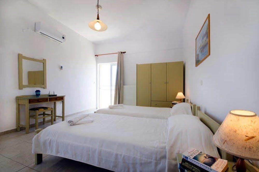 Despina Studios Agia Marina Exterior foto